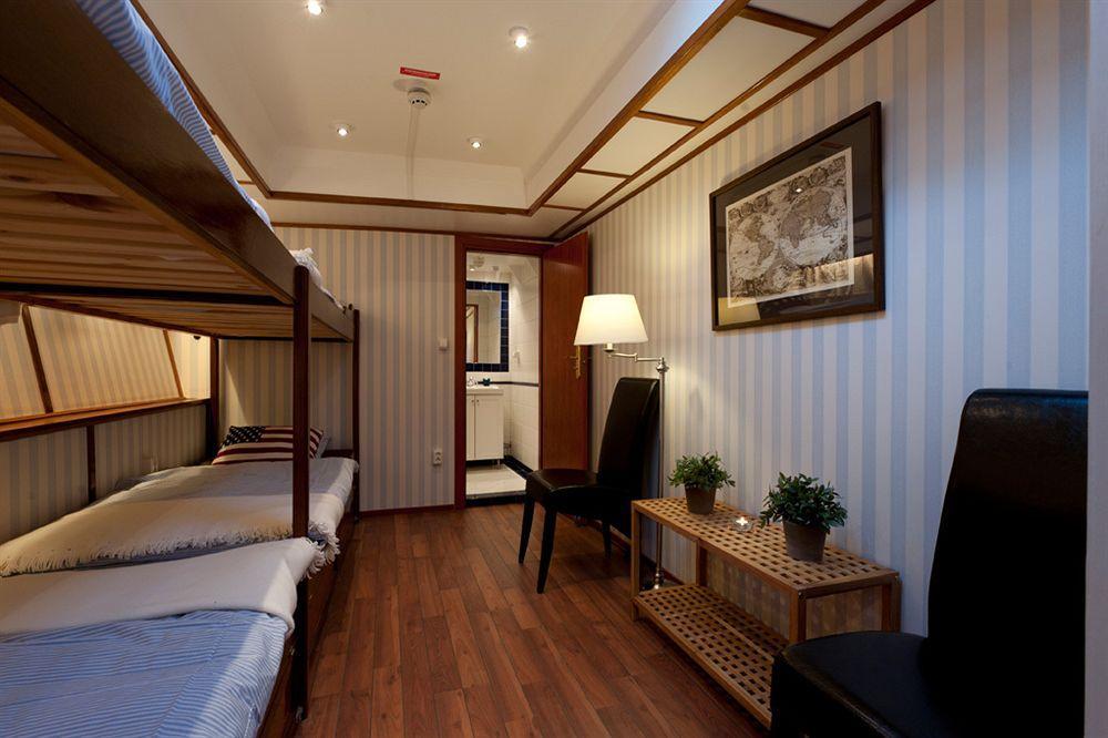 שטוקהולם Hotell M/S Monika מראה חיצוני תמונה