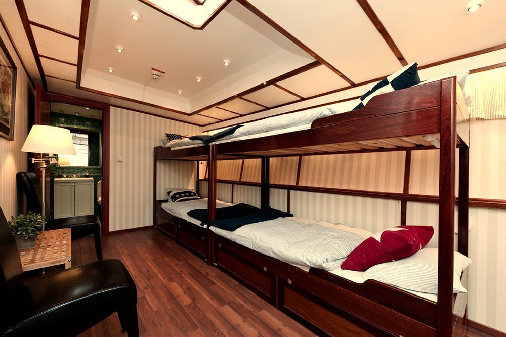 שטוקהולם Hotell M/S Monika מראה חיצוני תמונה
